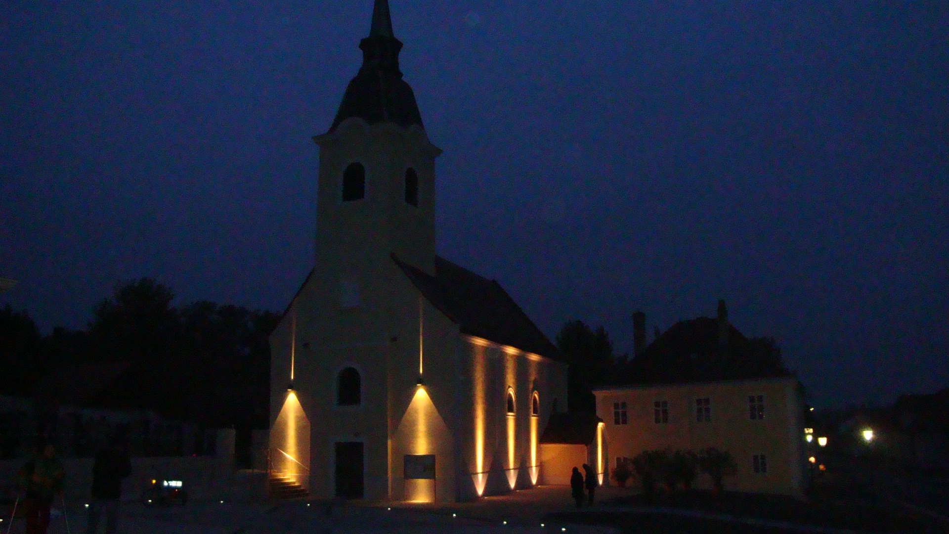 Kirche bei Nacht.JPG - 6840720.1